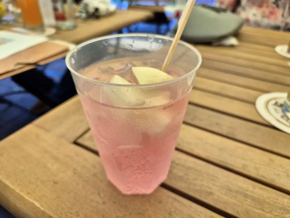 Jubiläums-Begrüßungs-Cocktail Jubiläums-Begrüßungs-Cocktail