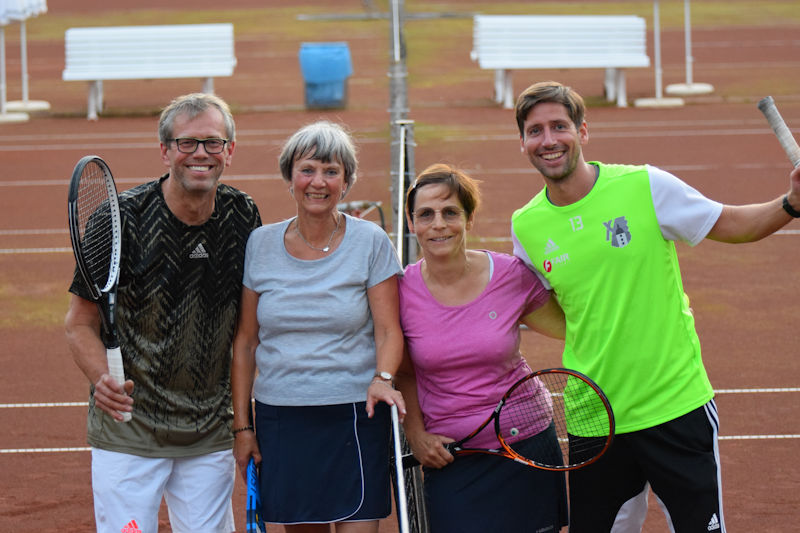 Clubmeisterschaften im TC Neuss-Weckhoven e.V. Clubmeisterschaften im TC Neuss-Weckhoven e.V.