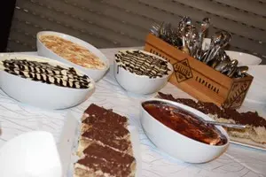 Warmes und kales Buffet bei der Saisonabschlussfeier im TCW